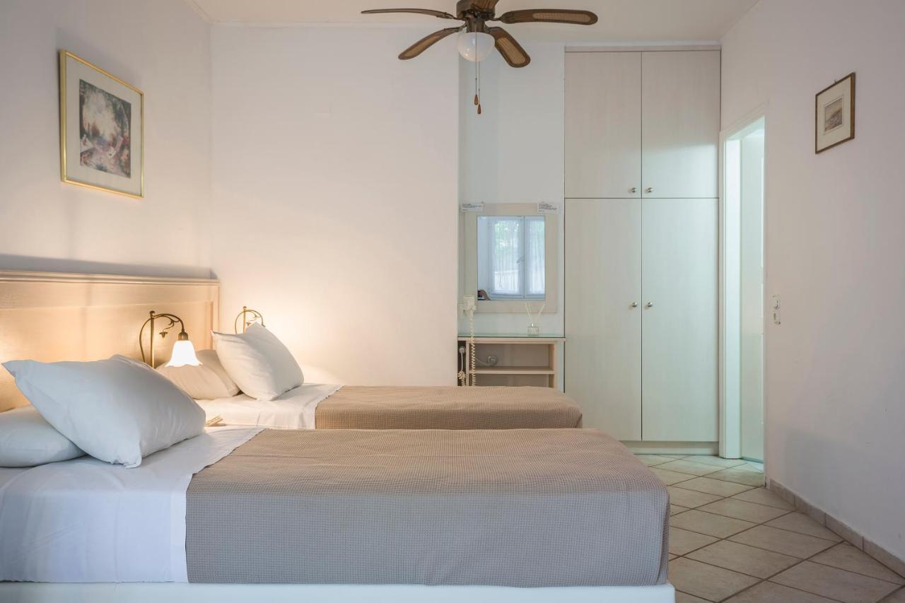 Panorama Apartments Fiscardo فيسكاردو المظهر الخارجي الصورة