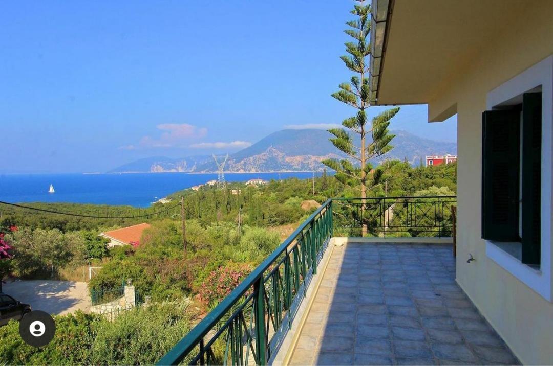 Panorama Apartments Fiscardo فيسكاردو المظهر الخارجي الصورة