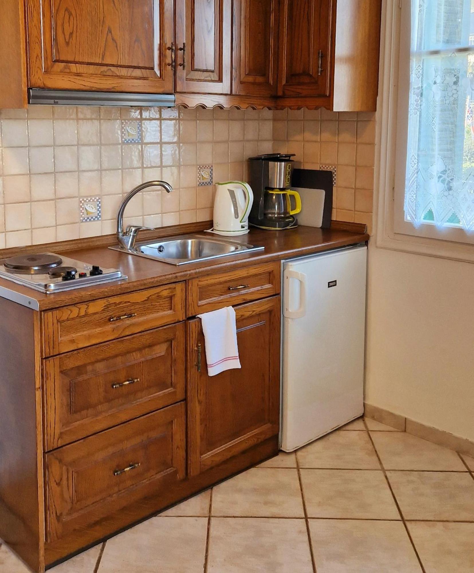 Panorama Apartments Fiscardo فيسكاردو المظهر الخارجي الصورة