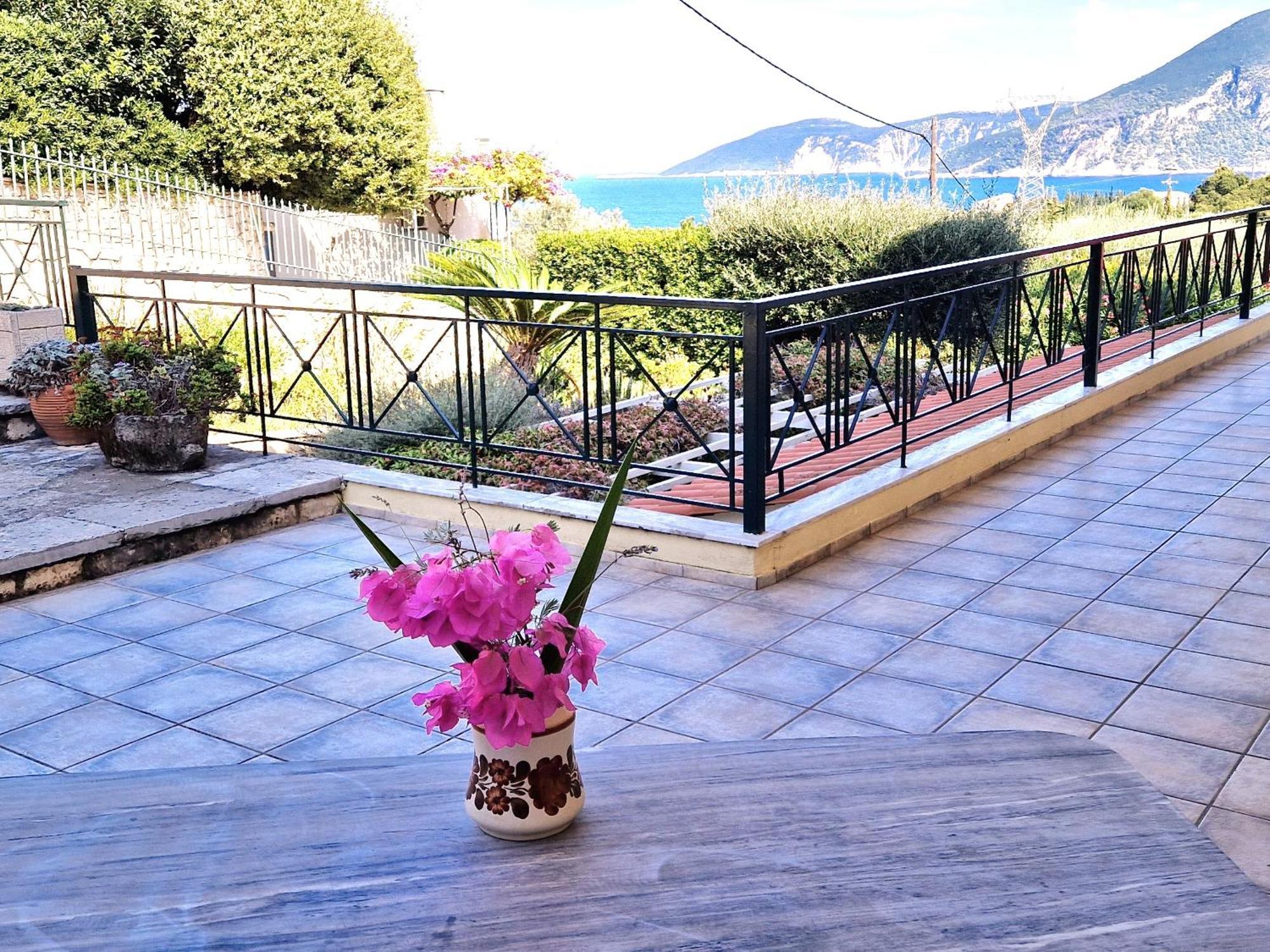 Panorama Apartments Fiscardo فيسكاردو المظهر الخارجي الصورة